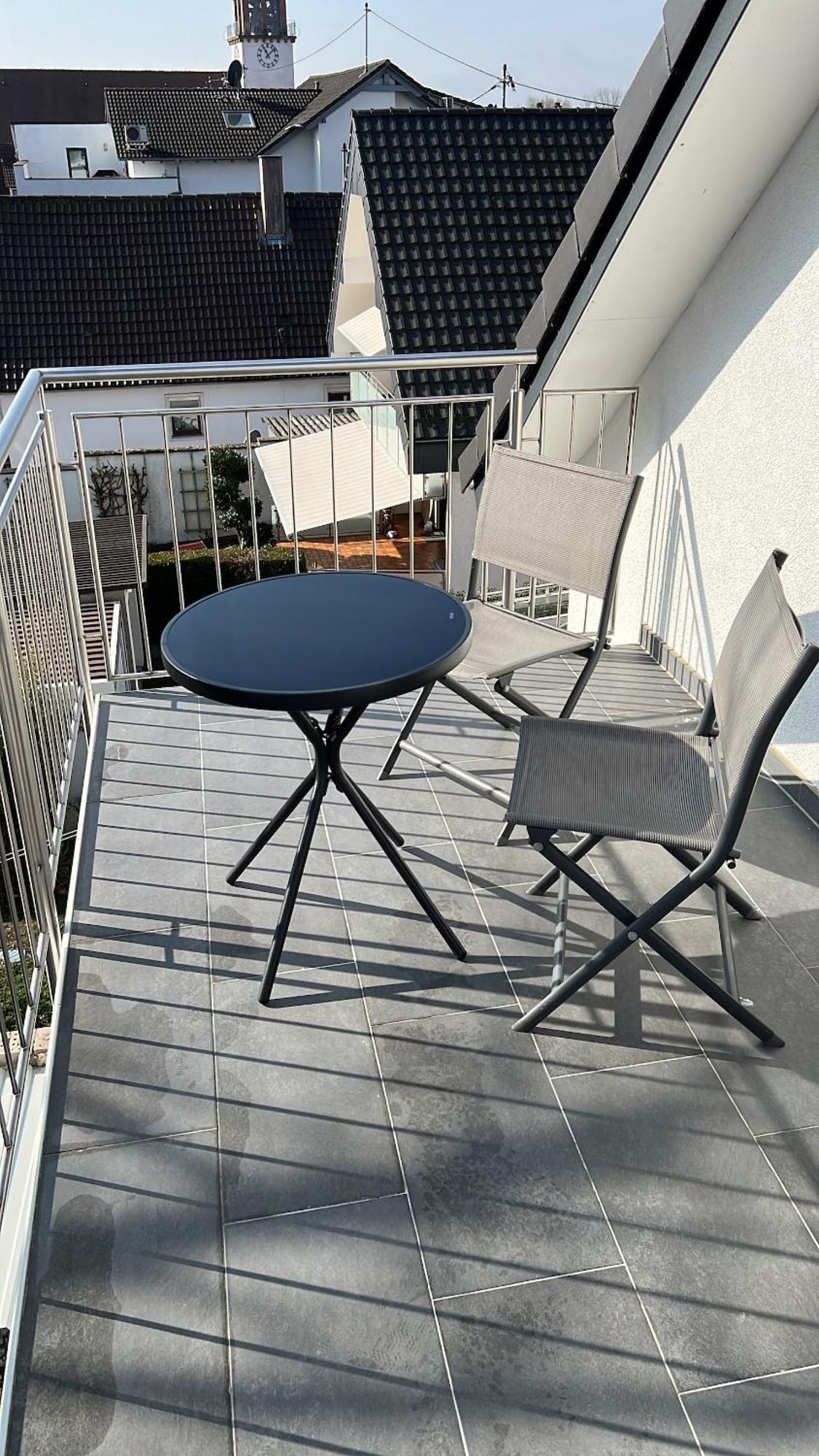 Charmantes Studio-Apartment Im Herzen Von Neureut - Fussbodenheizung, Regendusche, Waschmaschine, Stellplatz كارلسروه المظهر الخارجي الصورة
